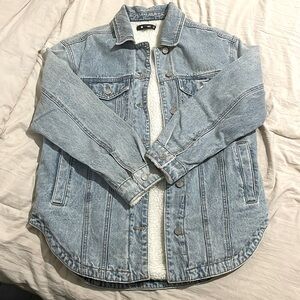 Missguided Women’s Oversized Sherpa lined Jean jacket